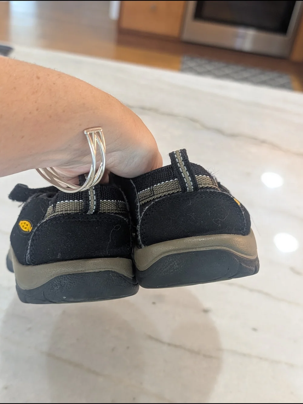 Keen boys size